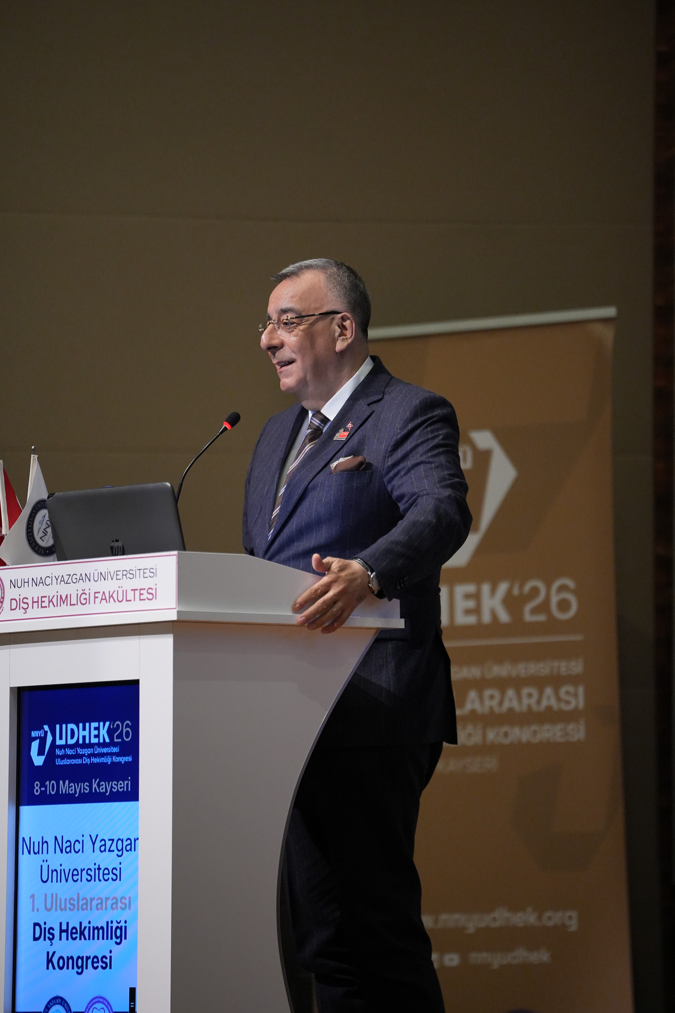 Kayseri'de 1. Uluslararası Diş Hekimliği Kongresi düzenlendi